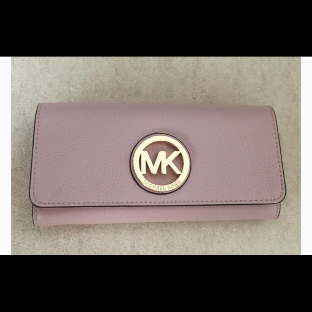 Michael Kors Flap Continental Leather Wallet